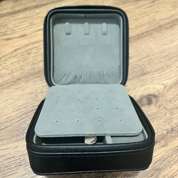 R Initial Black Jewelry Case Mini Storage Box Travel Organizer - Picture 2 of 3